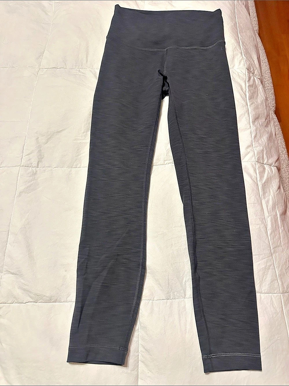 lululemon Wunder Train Grey Leggings Size 6 Like New